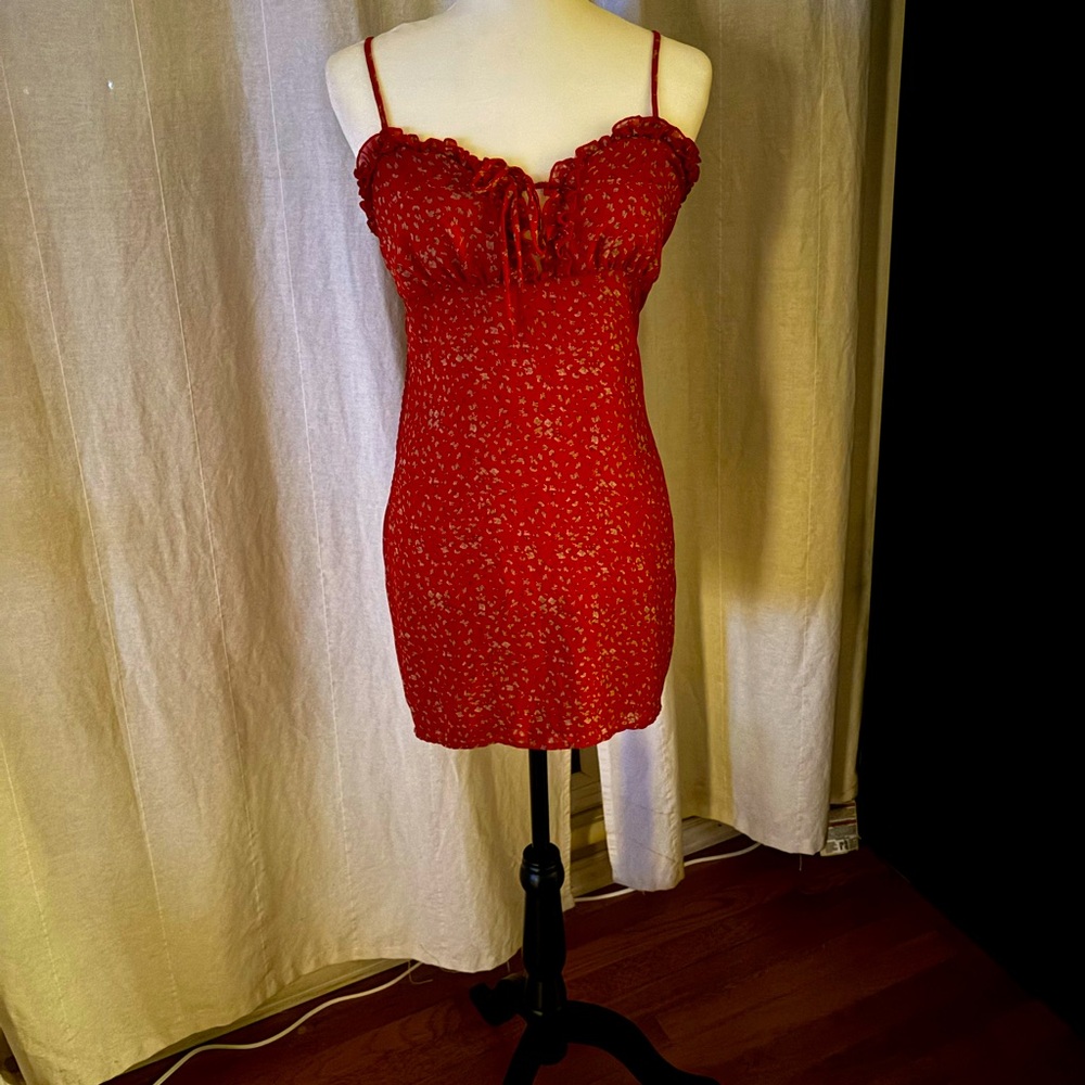 Medium Women’s Sundress, Windsor, may fit size Small but also stretchy.